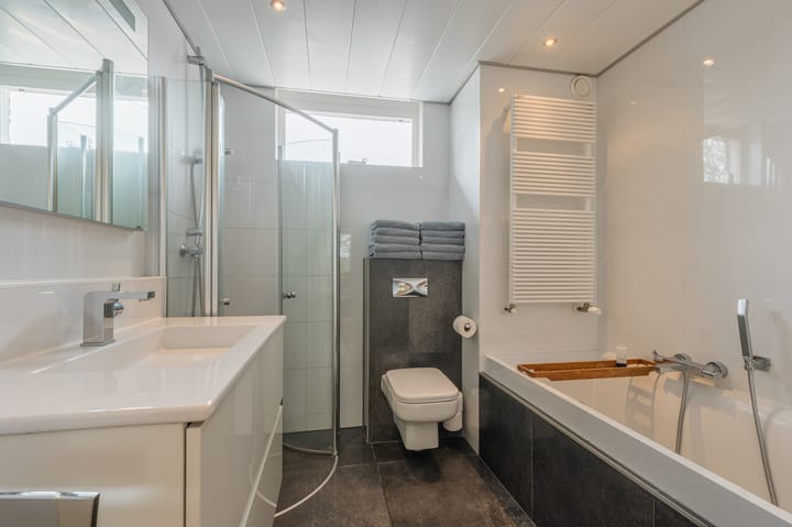 Foto 23 van Spinel 27