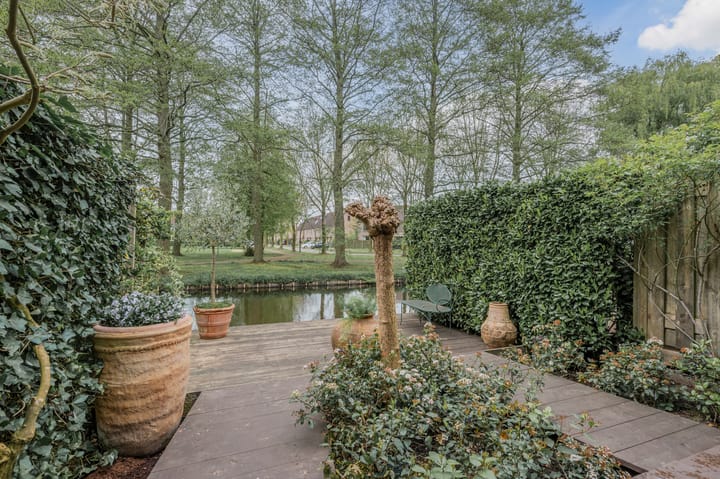 Foto 39 van Spinel 27