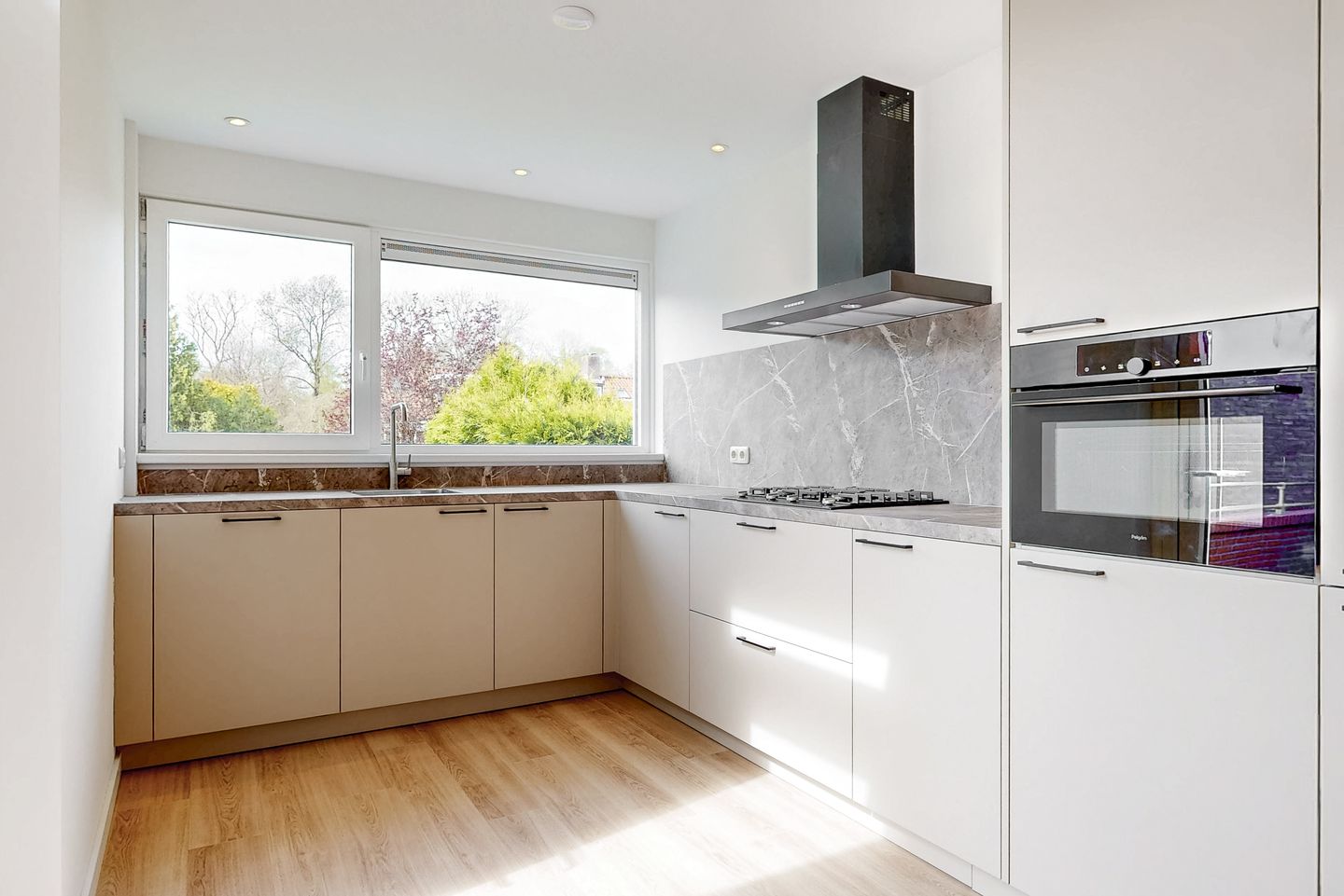 Foto 5 van Prinses Christinalaan 127-A