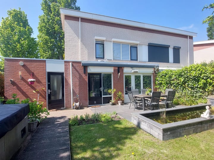 Foto 1 van Schout van der Dussensingel 85