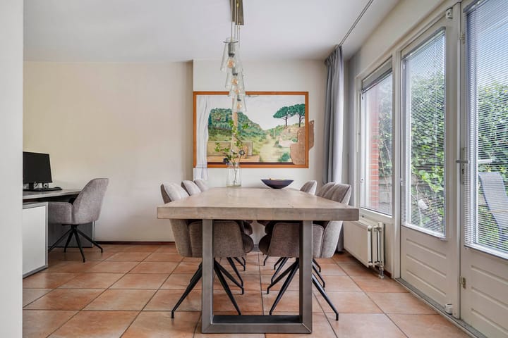 Foto 8 van Schout van der Dussensingel 85