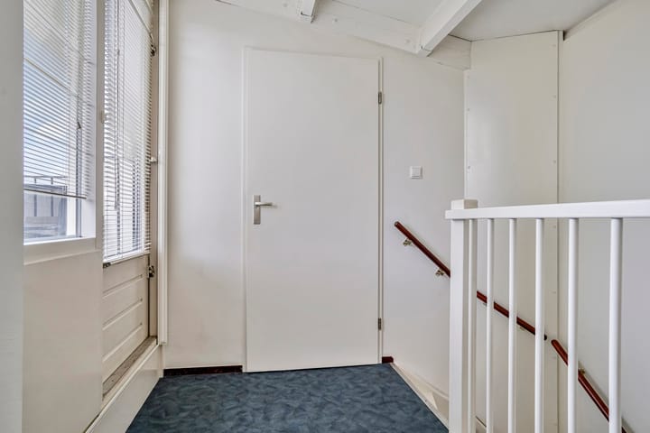 Foto 32 van Schout van der Dussensingel 85