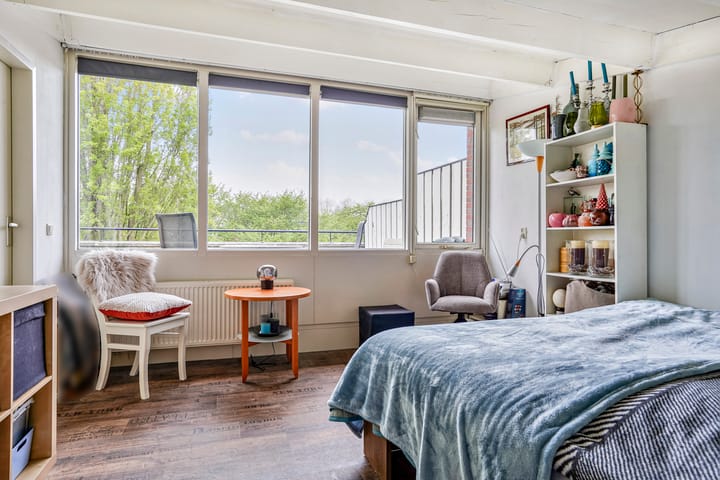 Foto 34 van Schout van der Dussensingel 85