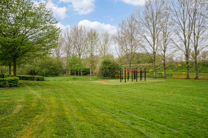 Foto 44 van Schout van der Dussensingel 85