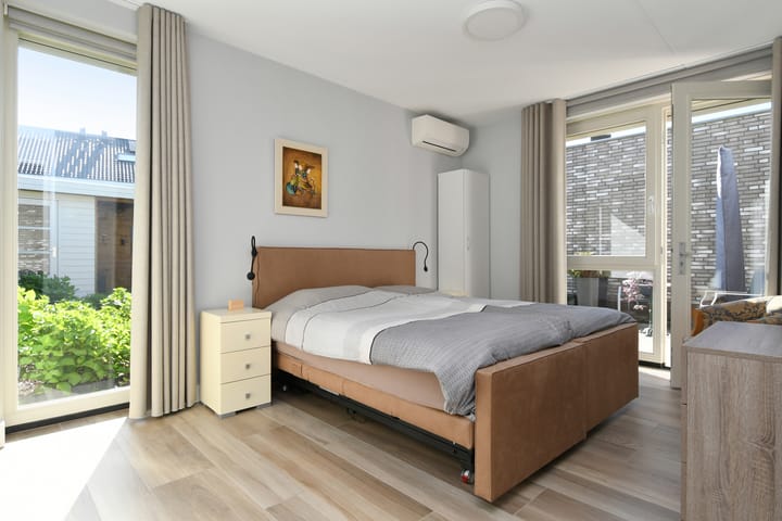 Foto 24 van Korenaar 18-A