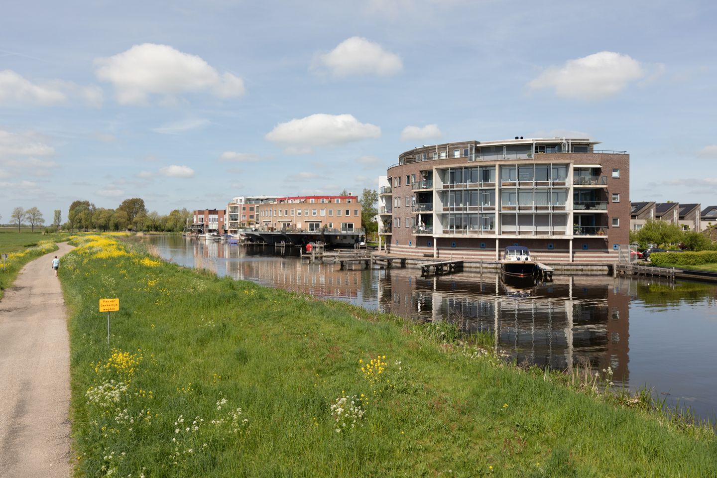 Foto 4 van Apollovlinder 66