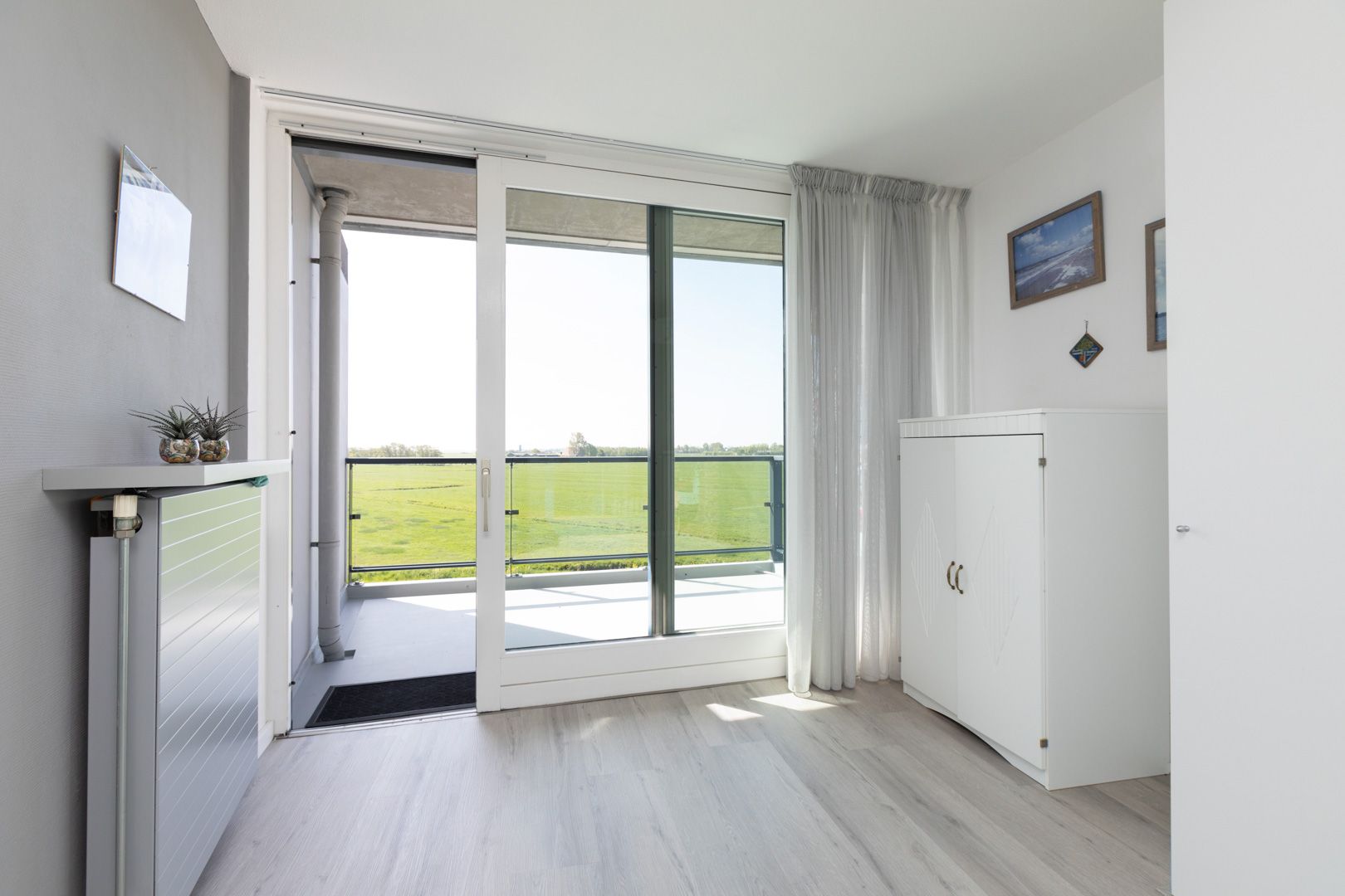 Foto 15 van Apollovlinder 66