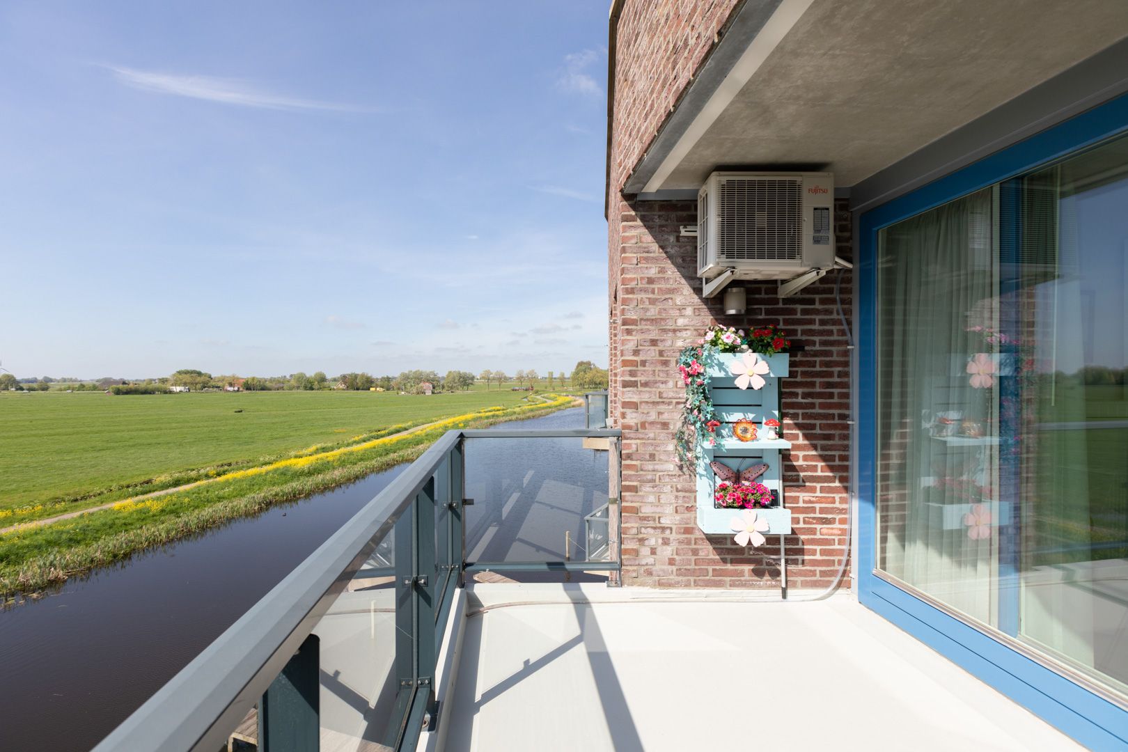 Foto 18 van Apollovlinder 66