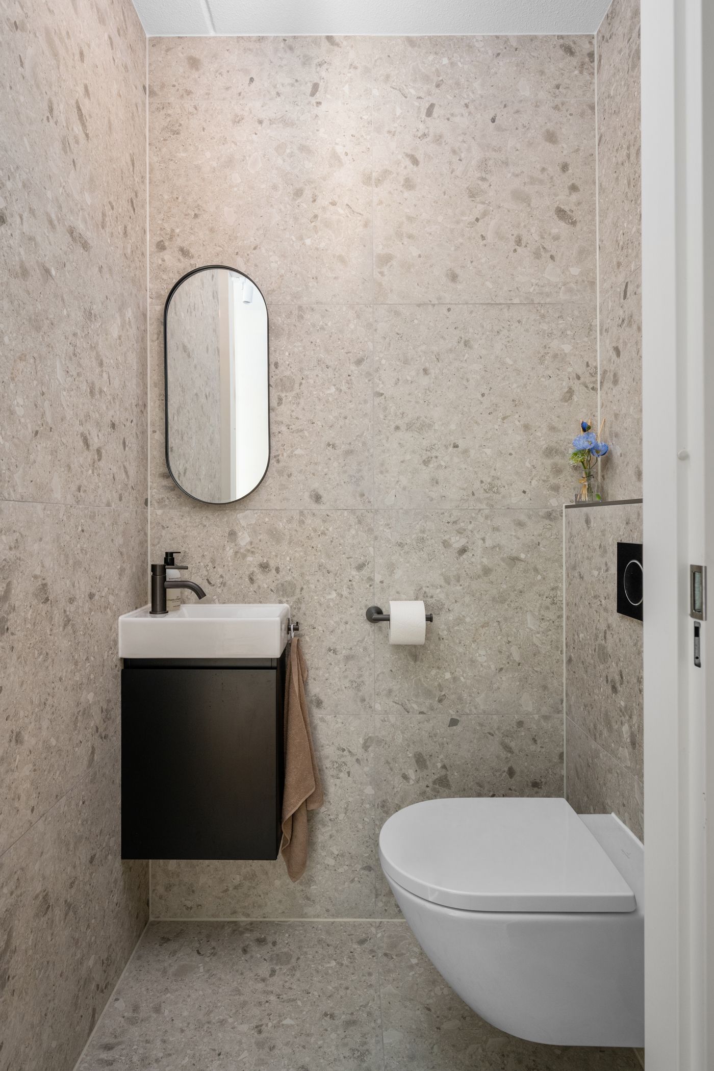 Photo 34 of Buckingham 32