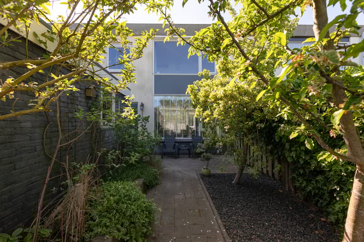 Foto 31 van Willem Santemastraat 17