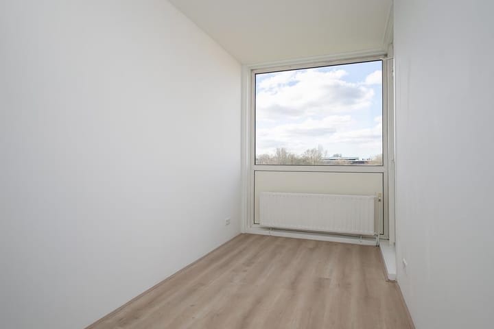 Foto 16 van Maarten Lutherweg 72