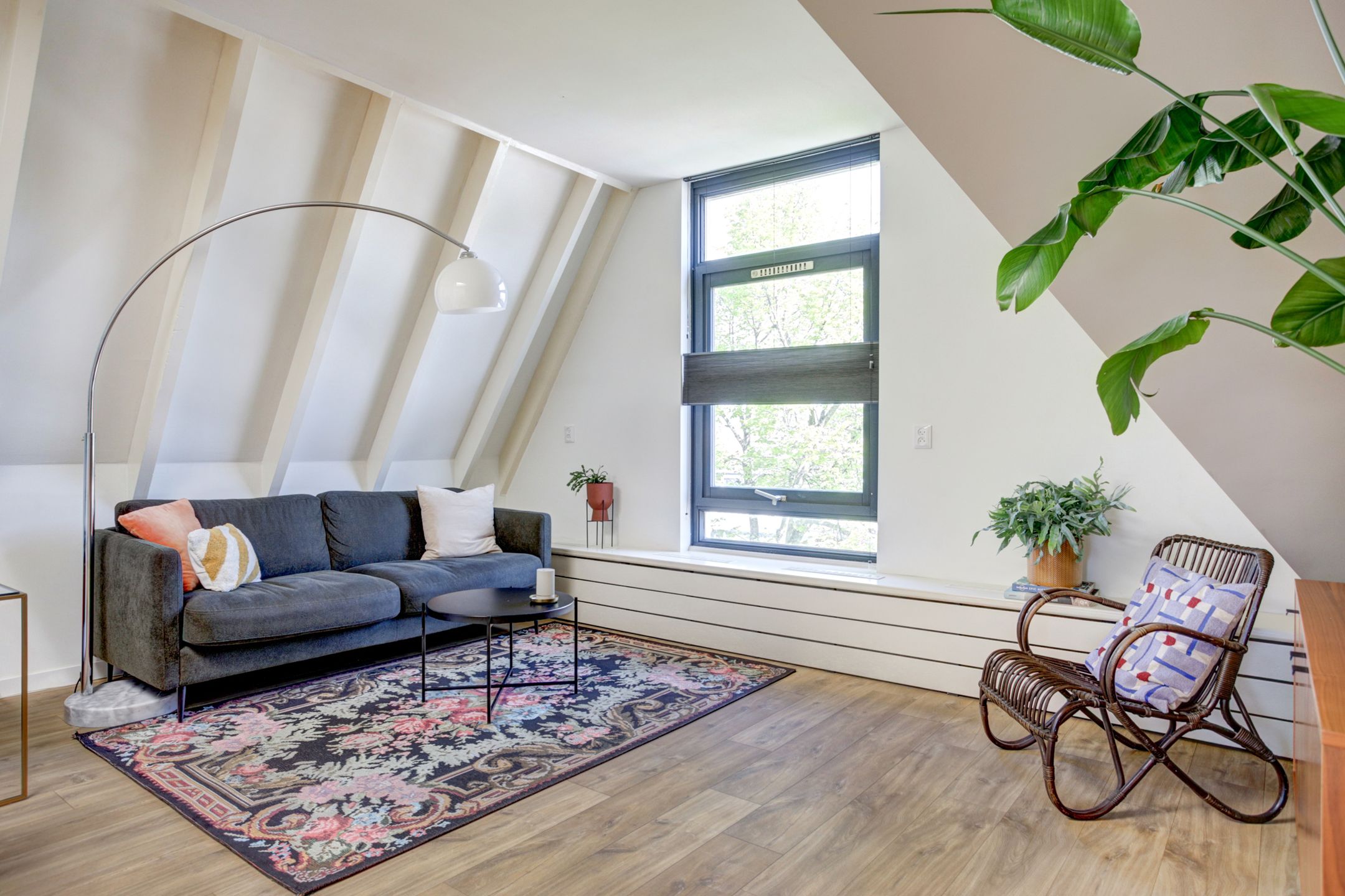 Photo 6 of Koningsweg 20-D