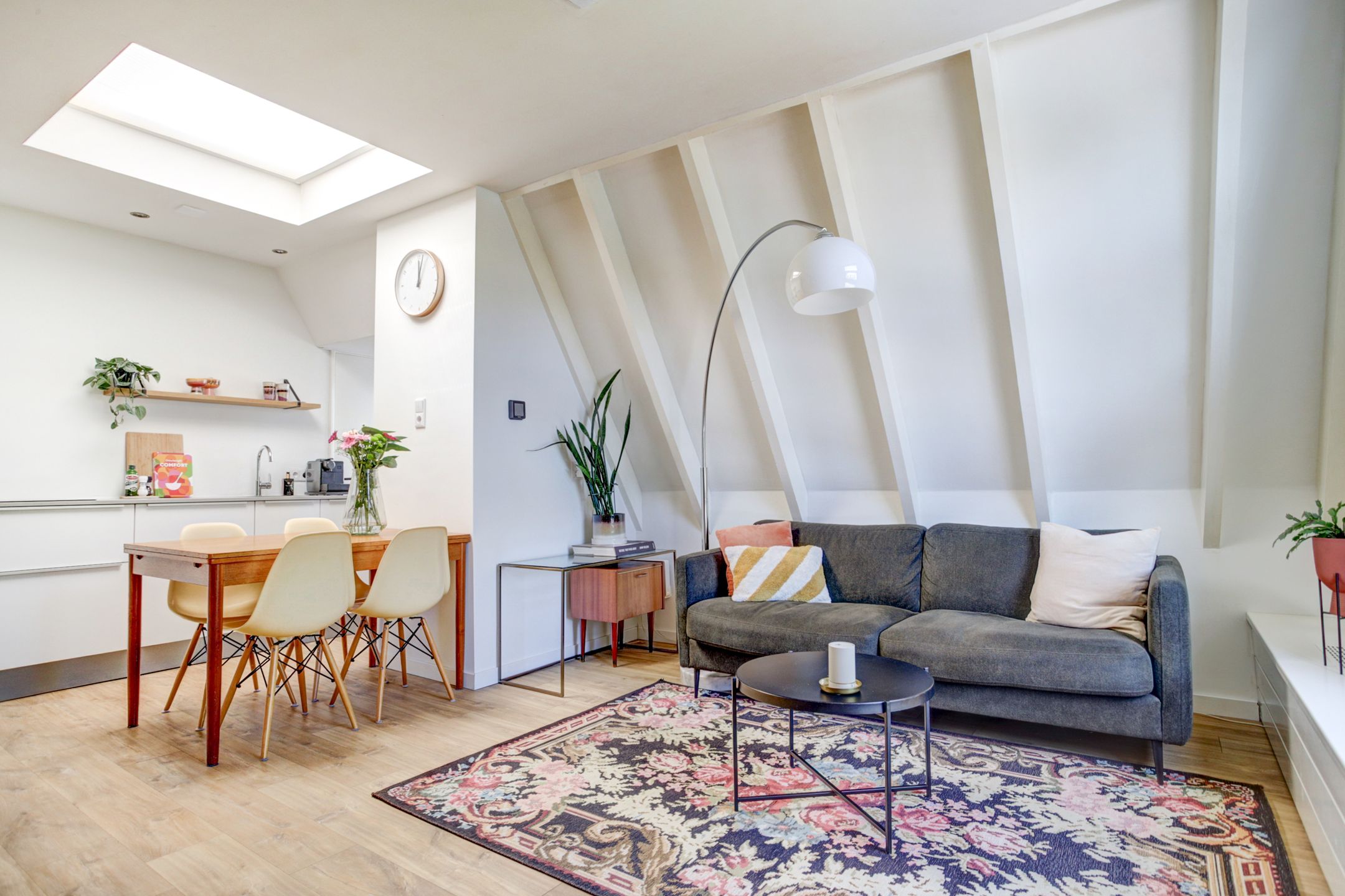 Photo 3 of Koningsweg 20-D