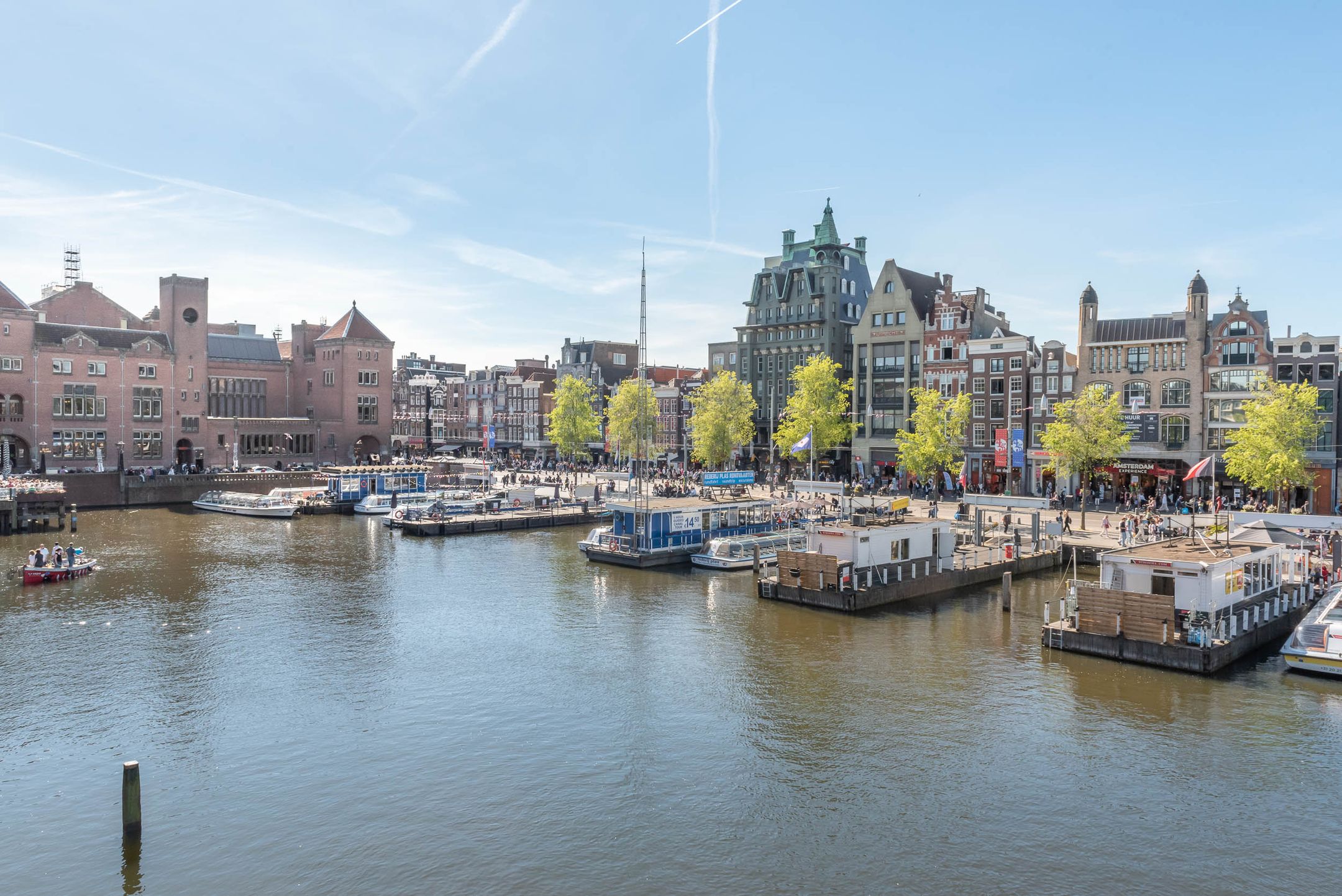 Photo 6 of Warmoesstraat 18-C