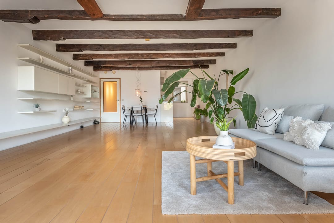 Photo 13 of Warmoesstraat 18-C