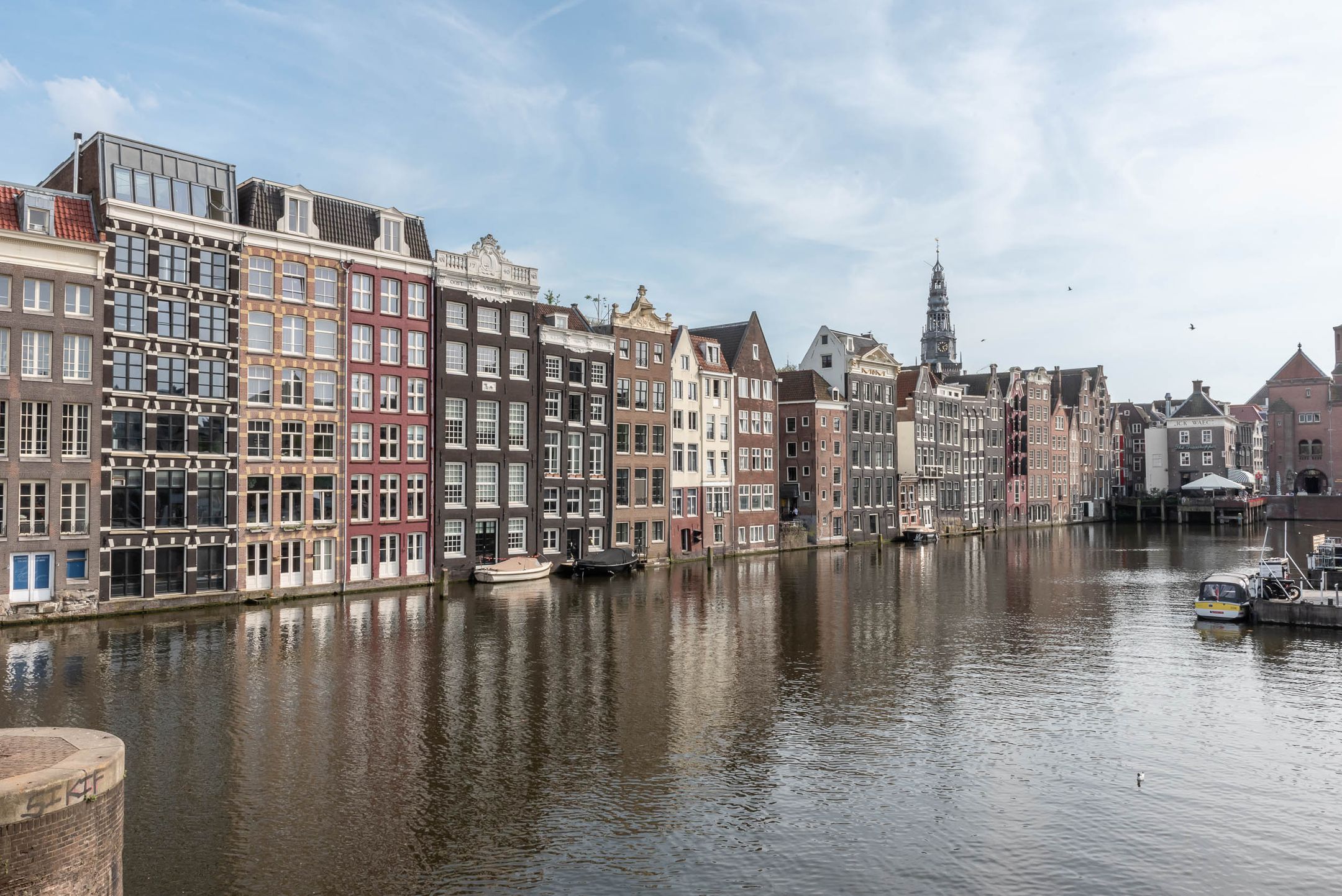 Photo 36 of Warmoesstraat 18-C