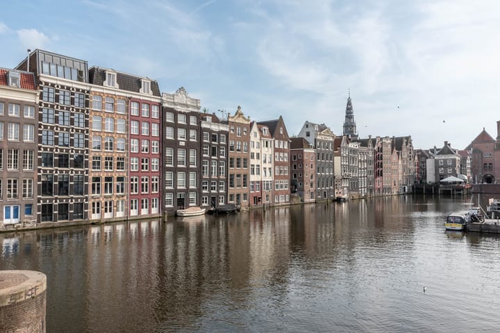 Foto 36 van Warmoesstraat 18-C