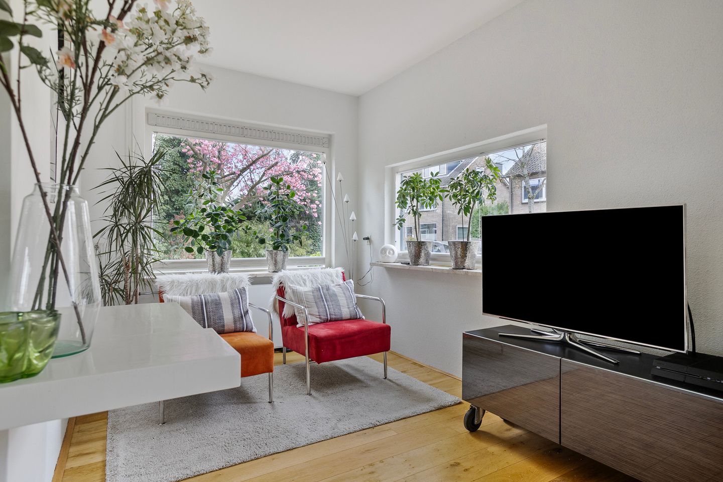 Foto 4 van Niftarlakestraat 14