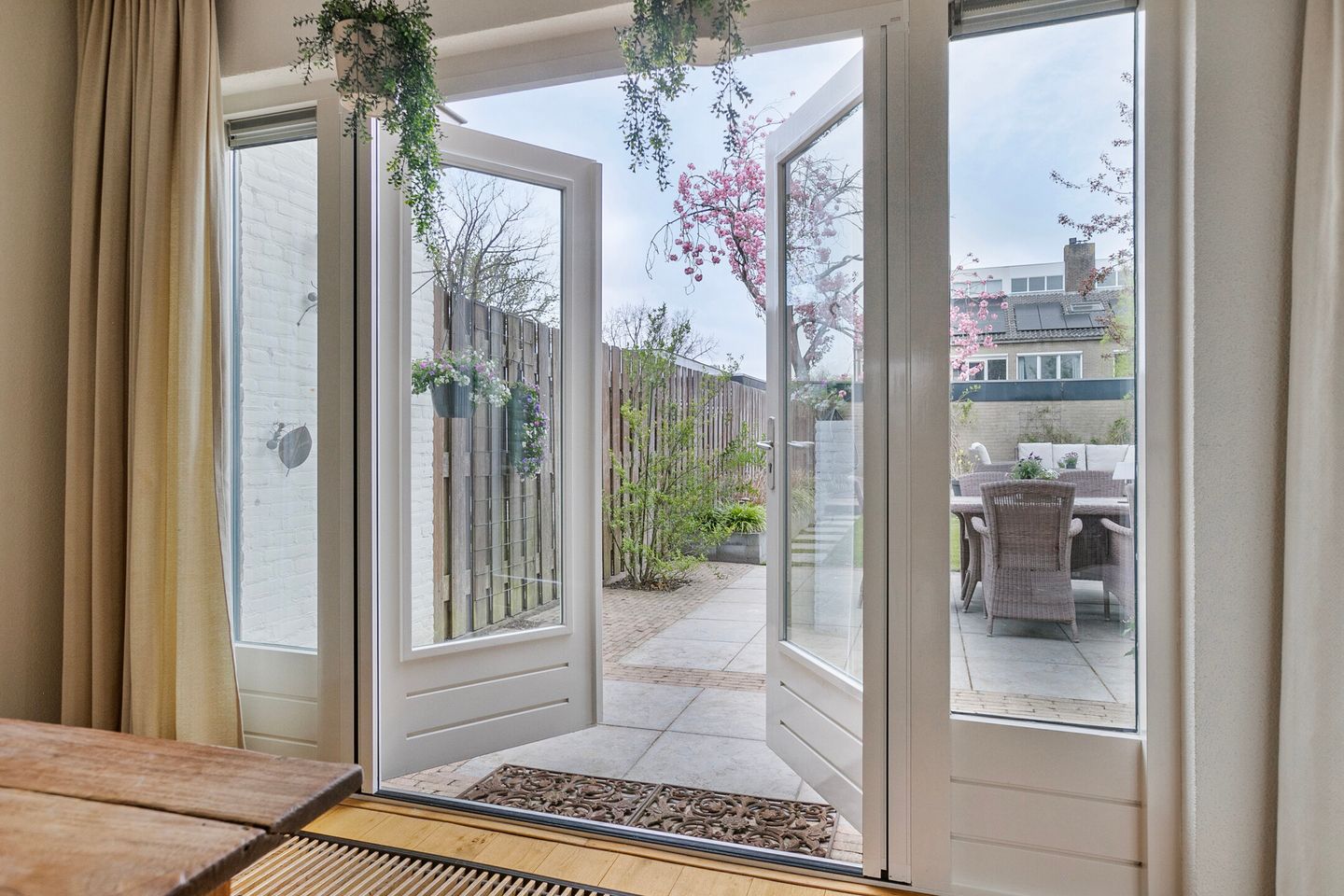 Foto 10 van Niftarlakestraat 14