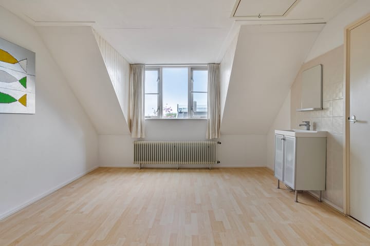 Foto 29 van Niftarlakestraat 14