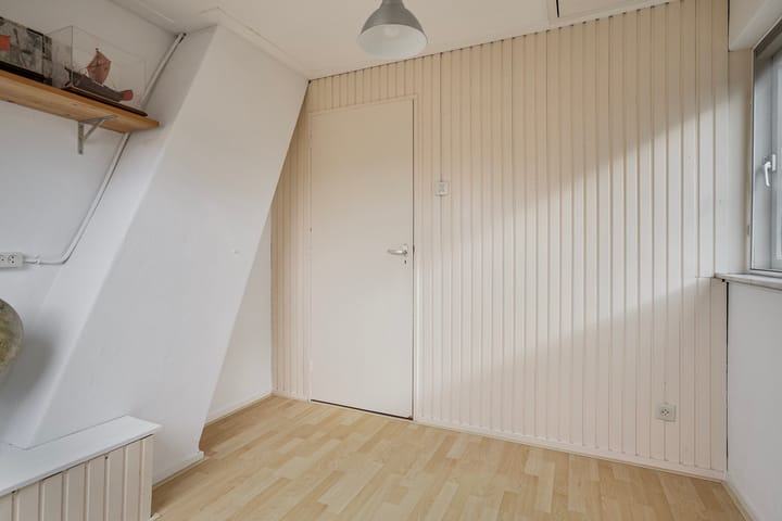 Foto 32 van Niftarlakestraat 14