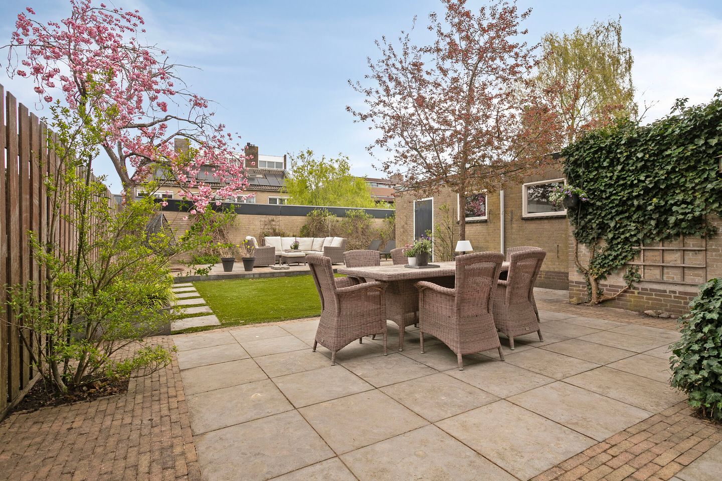 Foto 34 van Niftarlakestraat 14