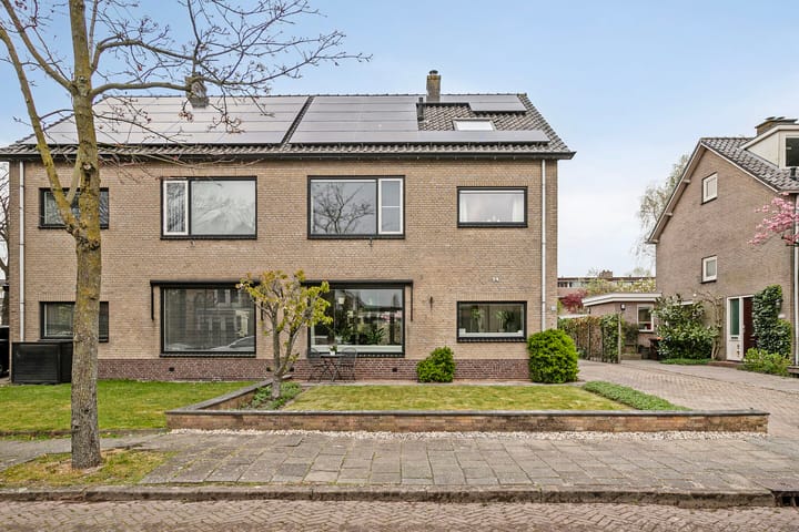 Foto 43 van Niftarlakestraat 14