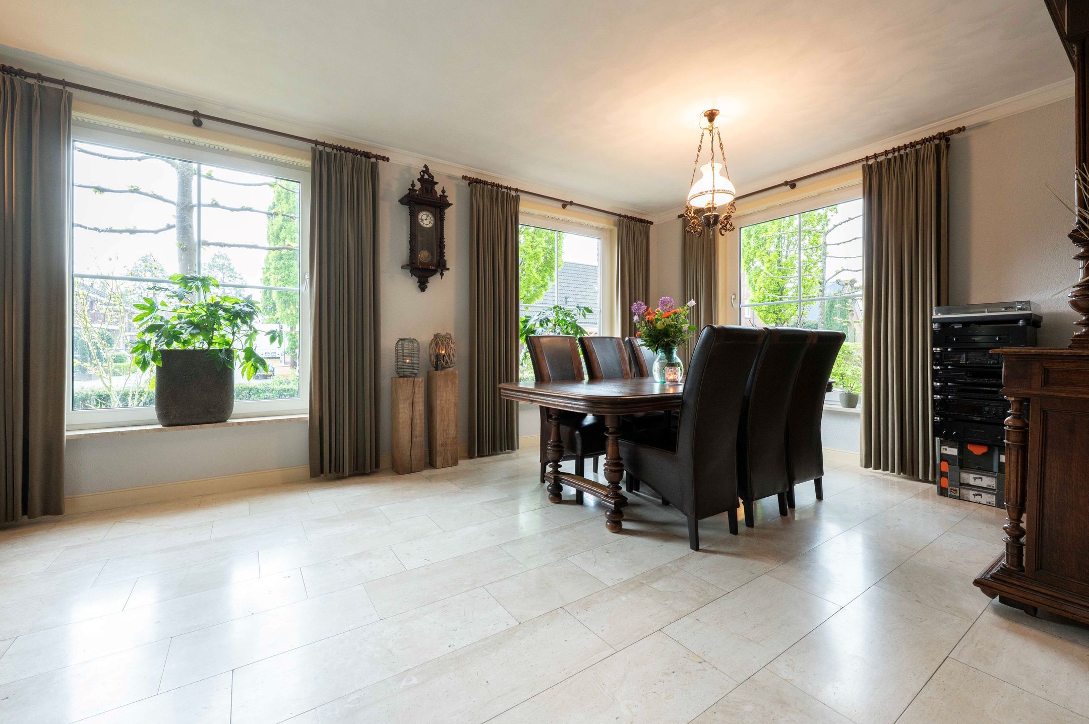 Foto 15 van Gember 7