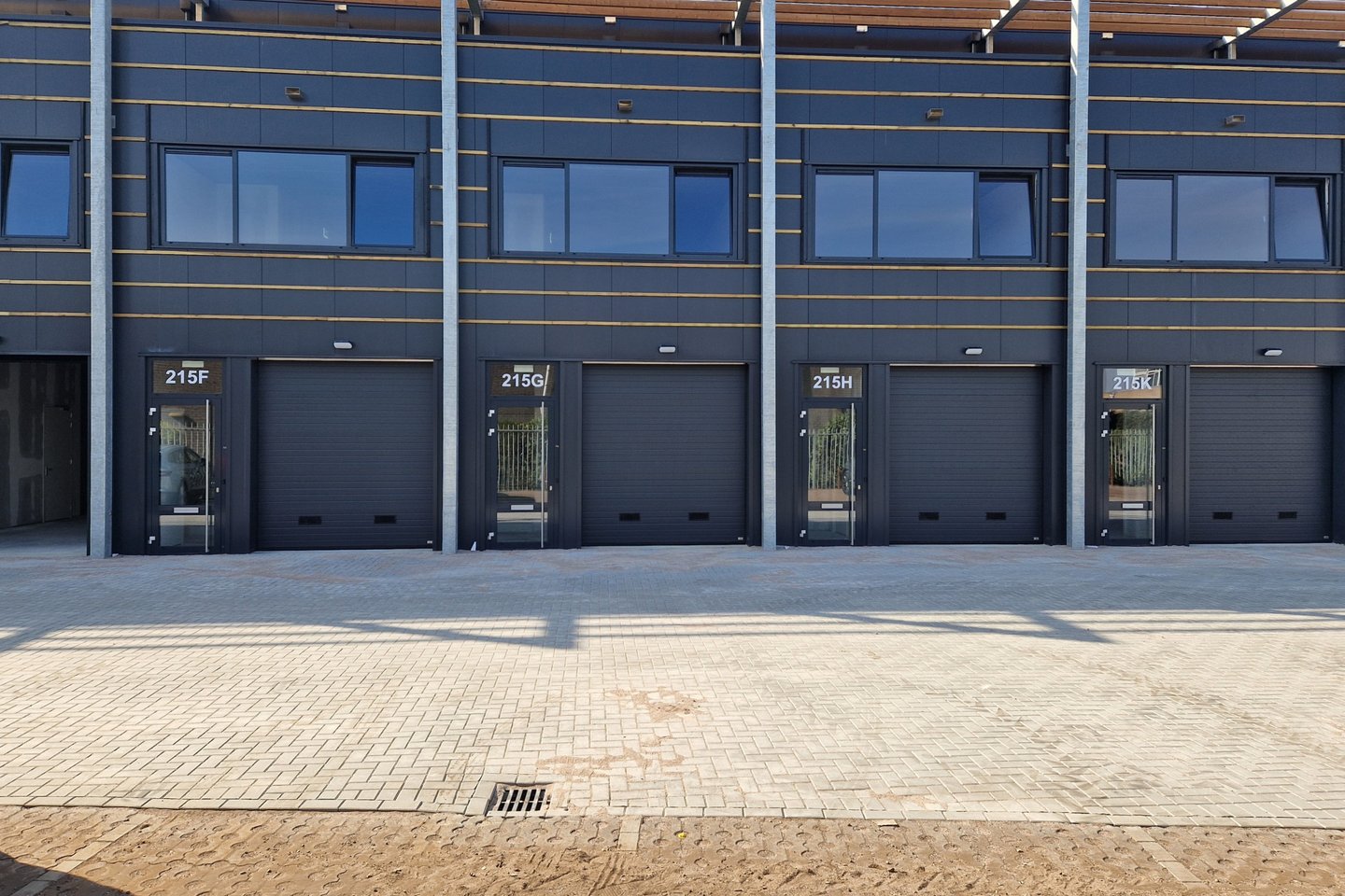 View photo 2 of Hogeweyselaan 215-G