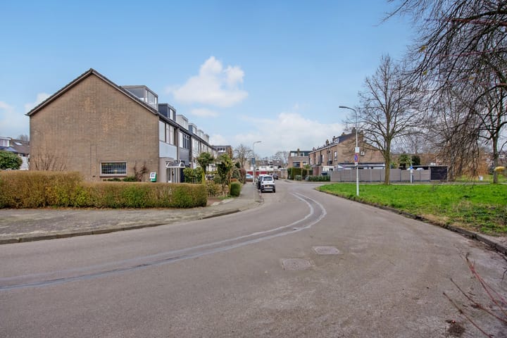 Foto 33 van Bisschopsberg 11