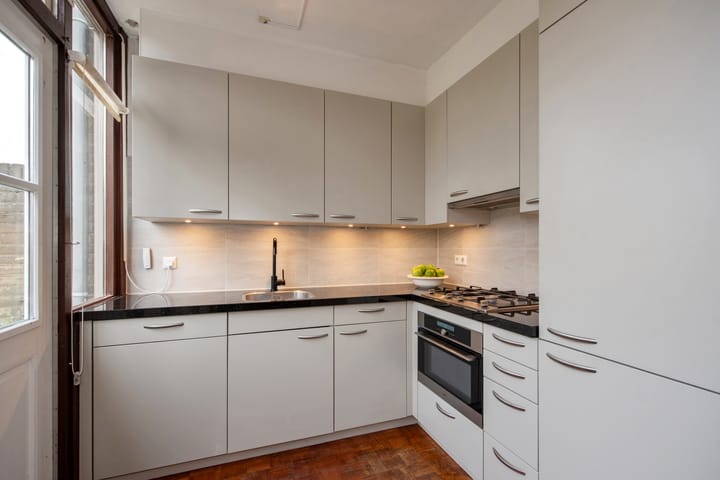 Foto 13 van Bisschopsberg 11