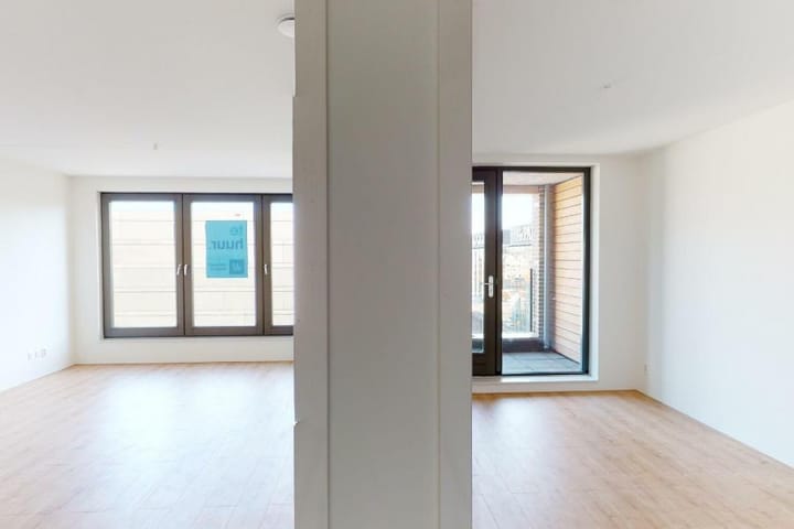 Foto 5 van Oostenburgermiddenstraat 645