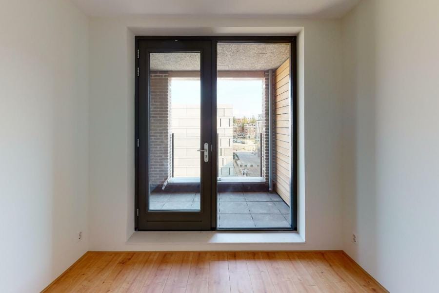 Foto 6 van Oostenburgermiddenstraat 645