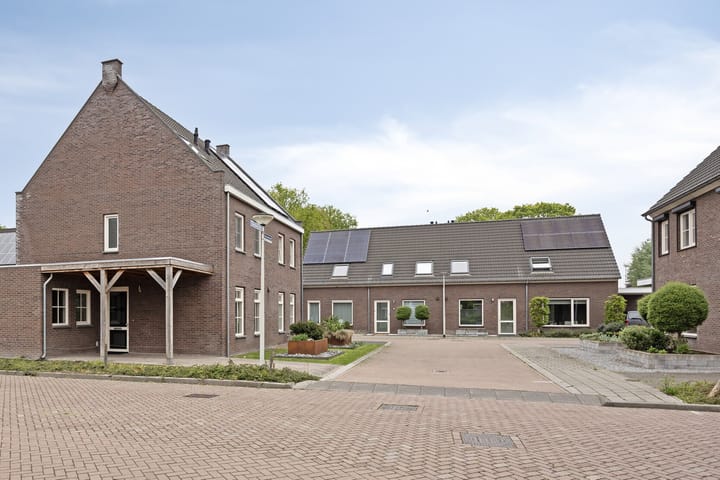 Foto 3 van Esdoornstraat 20