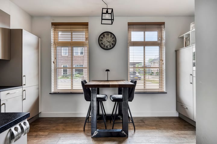 Foto 8 van Esdoornstraat 20