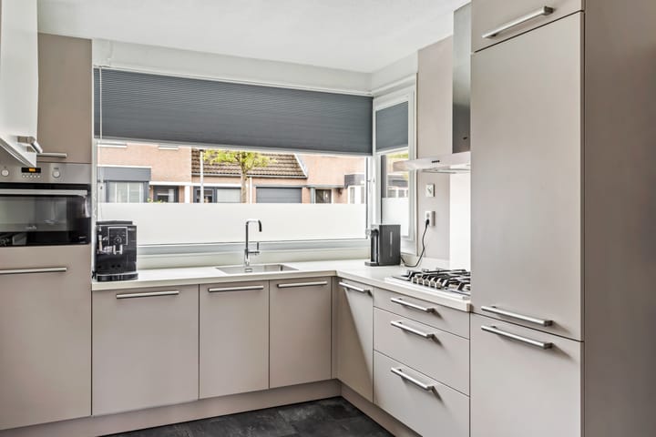 Foto 11 van Cliviastraat 5