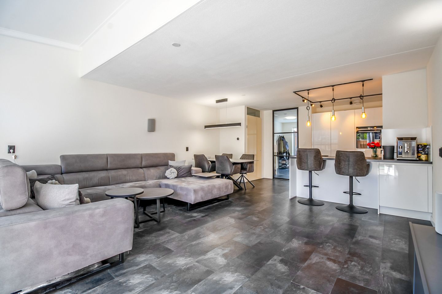 Foto 10 van De Savornin Lohmanlaan 4