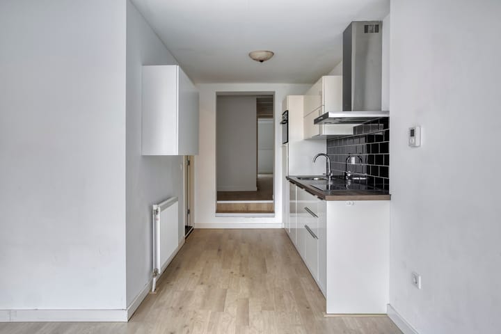 Foto 12 van Hooghuisstraat 33-B