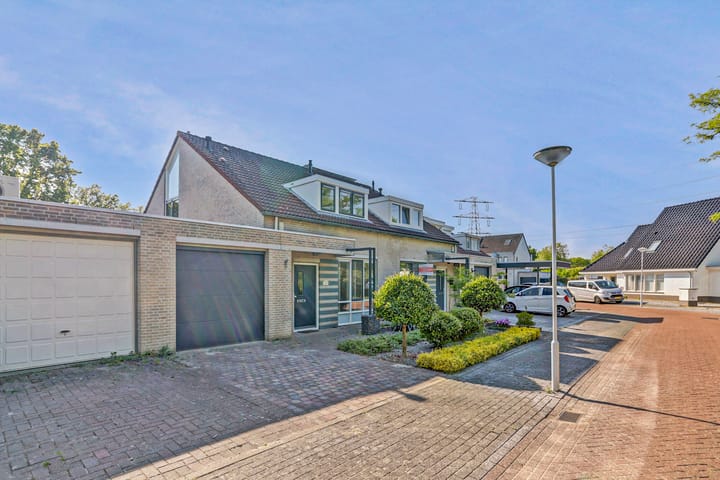 Photo 4 of Beemdheuvel 6