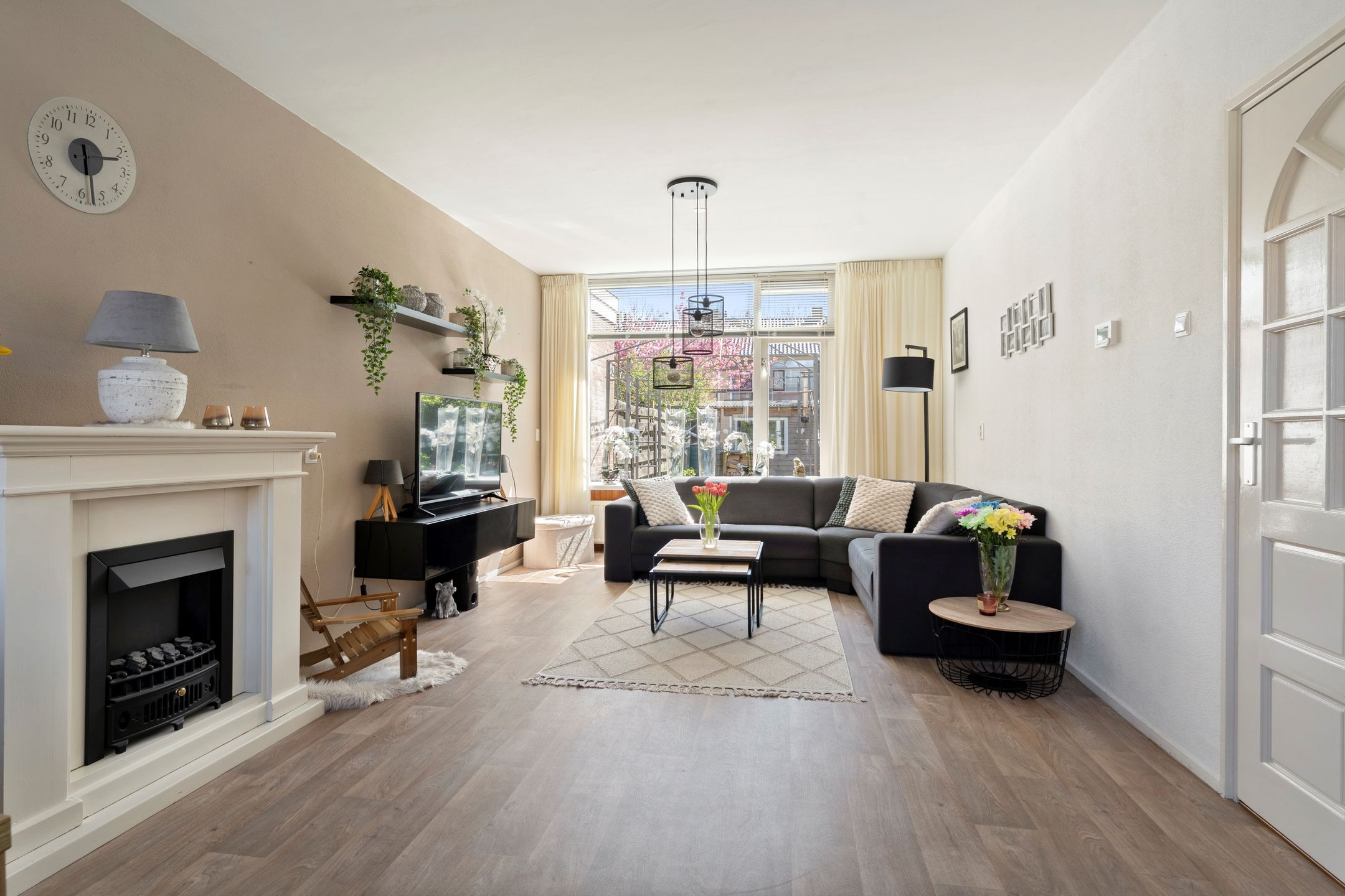 Photo 6 of Adam Schuurmanstraat 30