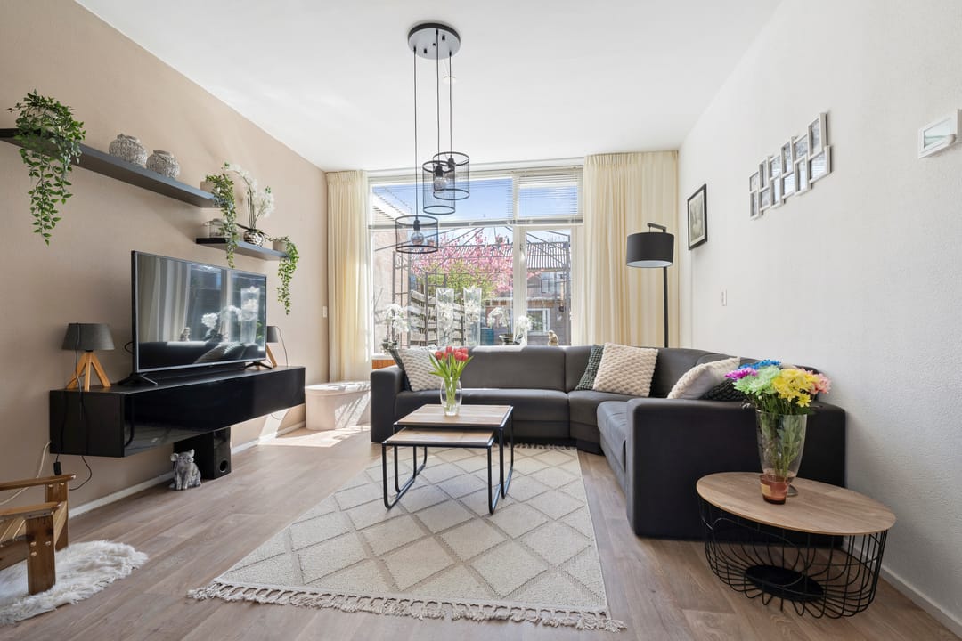 Photo 7 of Adam Schuurmanstraat 30