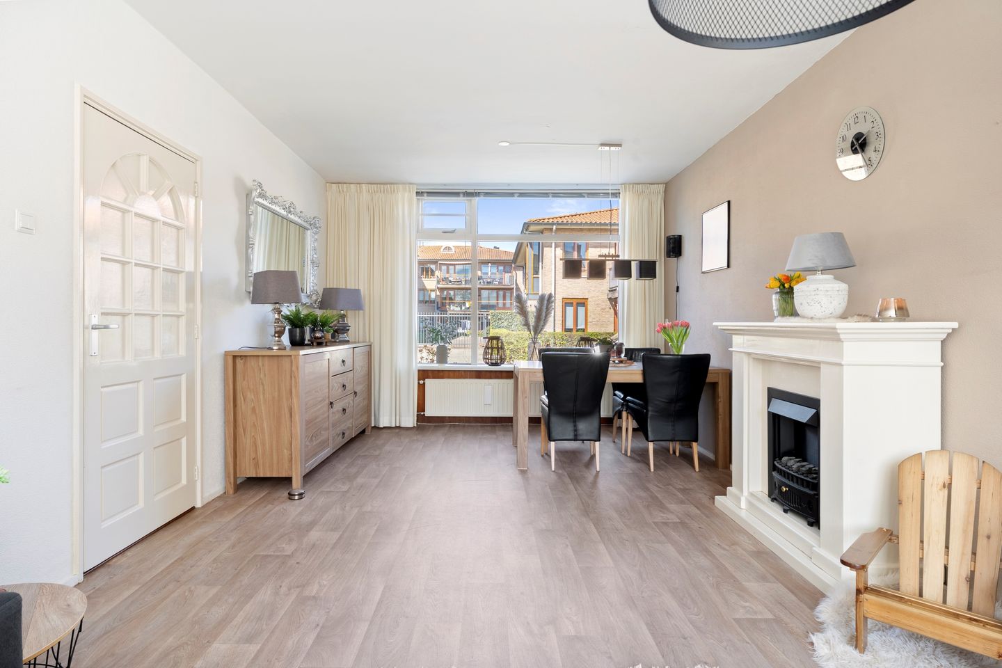 Photo 10 of Adam Schuurmanstraat 30