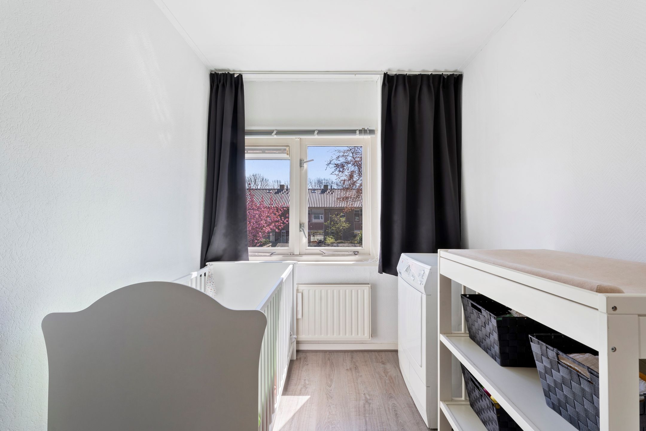 Photo 33 of Adam Schuurmanstraat 30