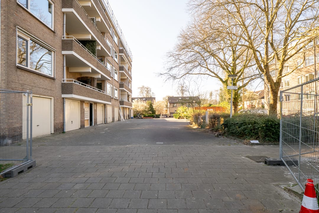 Foto 23 van J.J. van Deinselaan 314