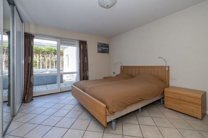 Foto 16 van Louis Chrispijnstraat 13