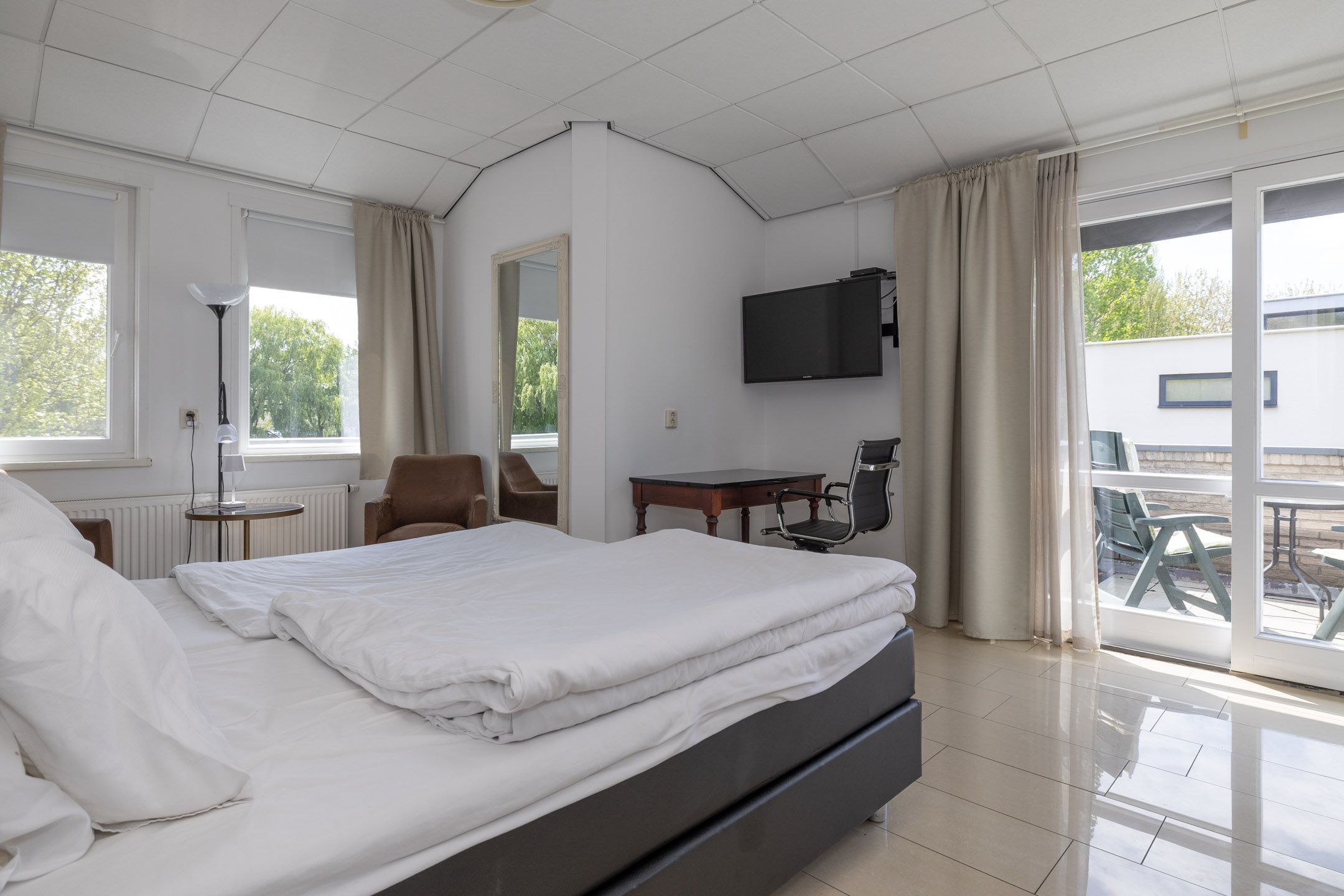 Foto 24 van Louis Chrispijnstraat 13