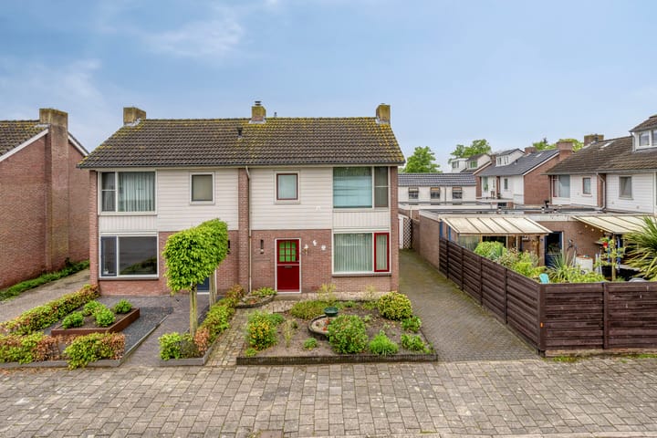 Foto 32 van Gazellestraat 1