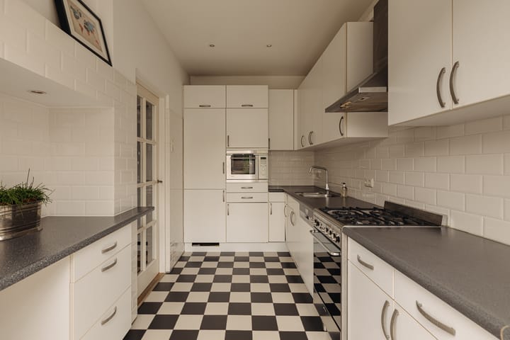 Foto 17 van Van Zuylen van Nijeveltstraat 60