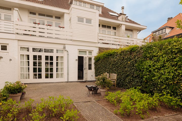 Foto 22 van Van Zuylen van Nijeveltstraat 60