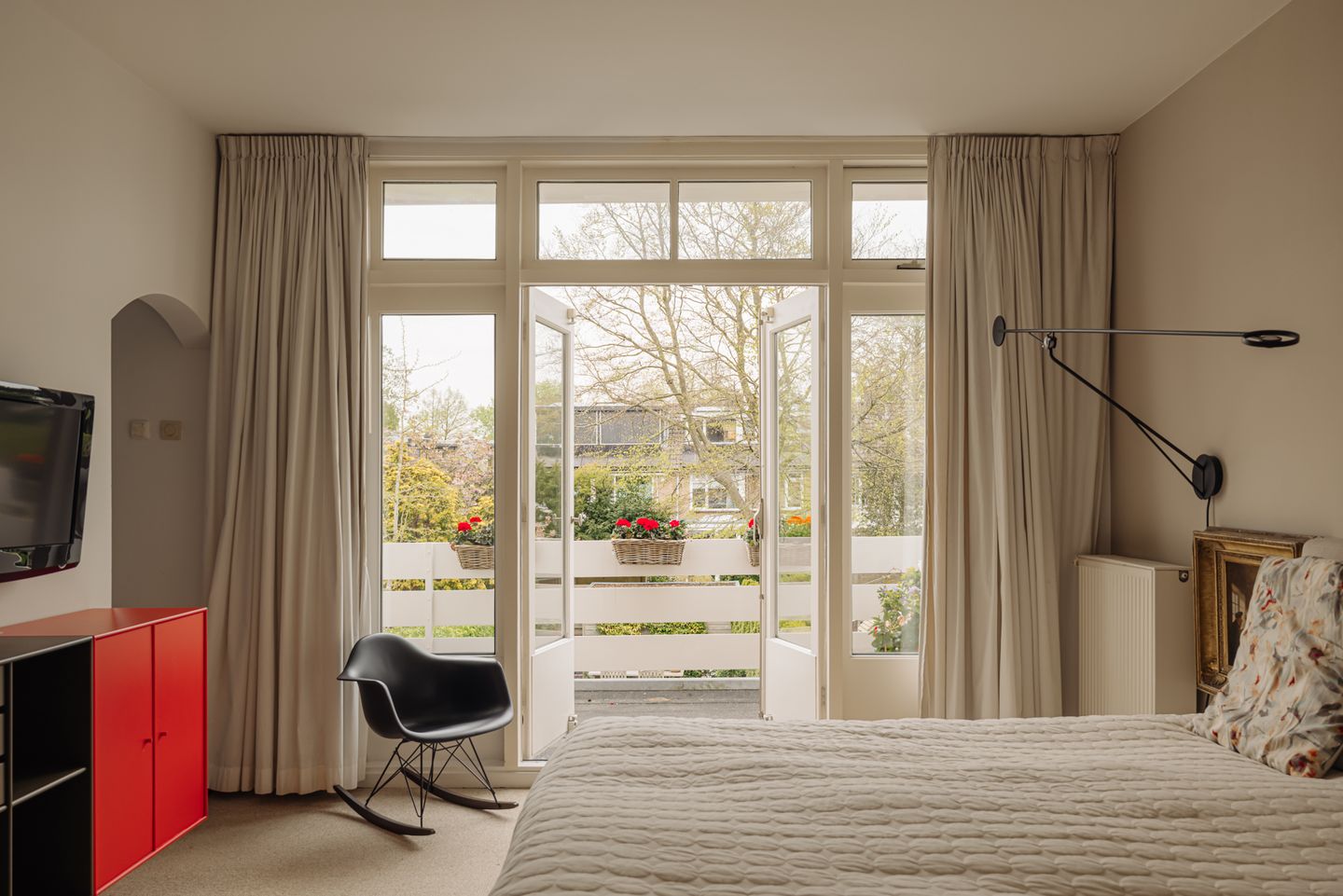 Foto 25 van Van Zuylen van Nijeveltstraat 60